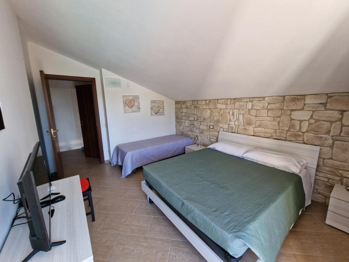 Il Panorama Apartment Montescudaio Bagian luar foto