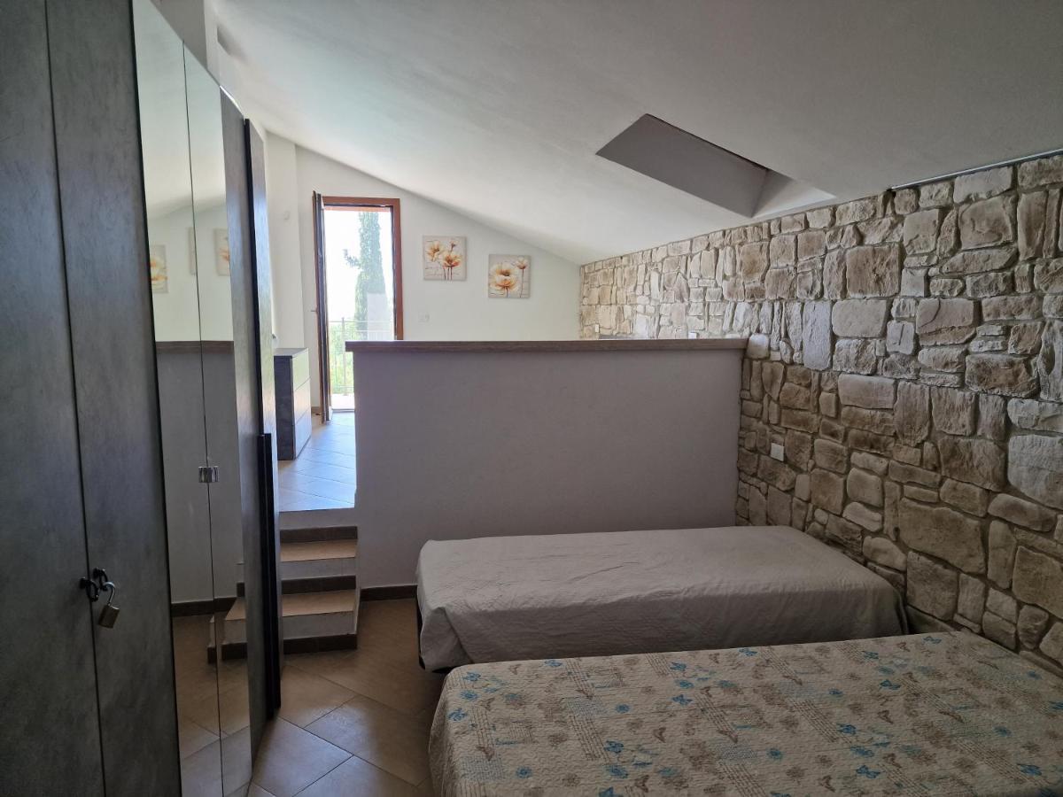 Il Panorama Apartment Montescudaio Bagian luar foto